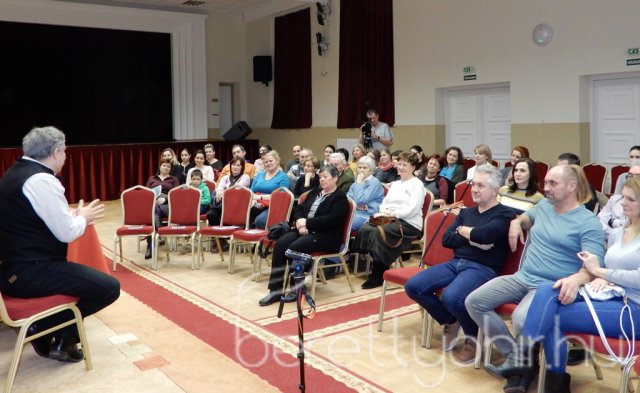 A népmese élete régen és ma 11